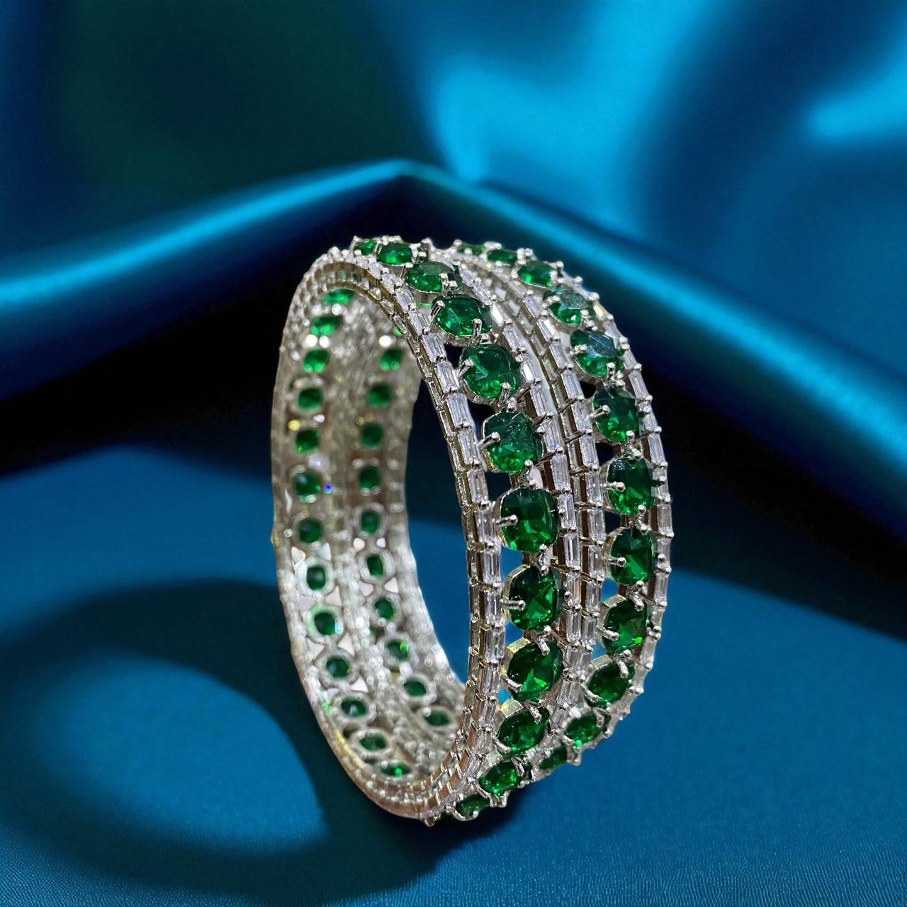 Scarlet Royale Emerald Bangles