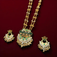 Emerald Radiance Temple Necklace Set