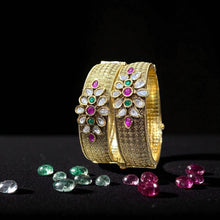 Majestic Floral Kundan Bangles