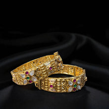 Regal Kundan Meenakari Golden Kadas