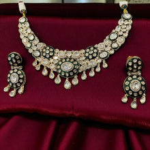 Regal Emerald Kundan Choker Set