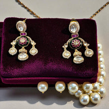 Traditional Kundan Choker Necklace Set