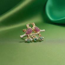 Twin Birds Gemstone Ring