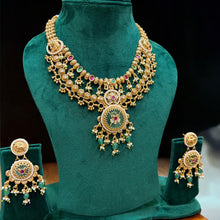 Royal Heritage Necklace Set