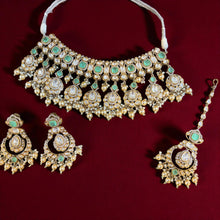 Kundan & Emerald Bridal Jewelry Set