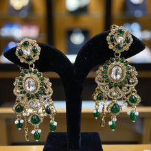 Regal Emerald Bridal Kundan Jewelry Set