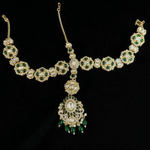 Regal Emerald Bridal Kundan Jewelry Set