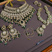 Regal Emerald Bridal Kundan Jewelry Set