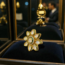 Floral Radiance Kundan Ring