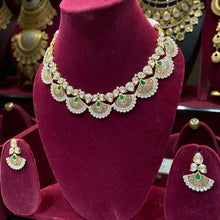 Emerald Fan Kundan Necklace Set