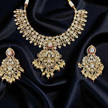 Grand Bridal Taara Kundan Pearl Choker Set