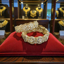 Antique Golden Kundan Floral Bangles