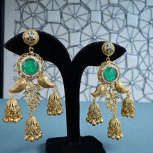 Heritage Emerald Dome Jhumka Earrings