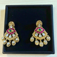 Navratna Eye Motif Kundan Earrings