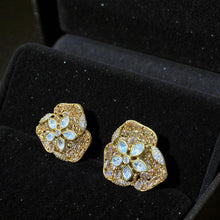 Golden Bloom Kundan Stud Earrings