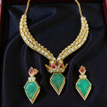 Padma Emerald Polki Necklace Set