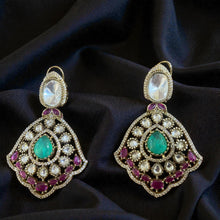 Maharani Viraasat Polki Bridal Set