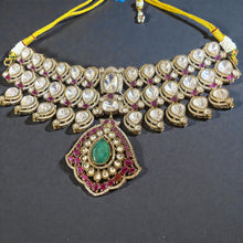 Maharani Viraasat Polki Bridal Set