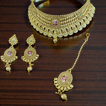 Kanchana Ratna Temple Choker Set