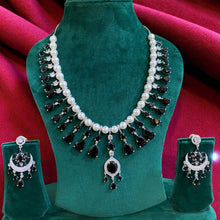 Noir Pearl Royale Statement Set