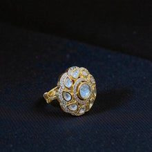 Noor Kundan Halo Ring