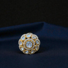 Noor Kundan Halo Ring