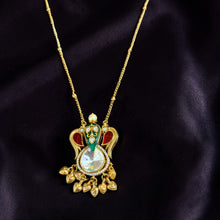 Emerald Rajwadi Charm Pendant Set