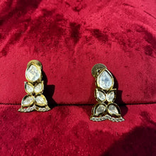 Noor Chand Kundan Pendant Set