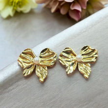 Pearl Petal Bow Studs