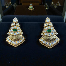 Emerald Chakra Kundan Bridal Necklace Set