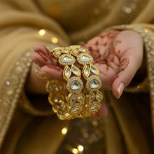 Royal Leaf Kundan Bangles