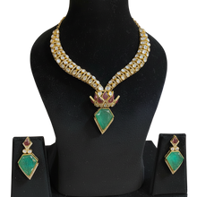 Padma Emerald Polki Necklace Set